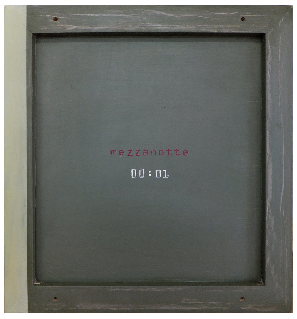 mezzanotte 00:01